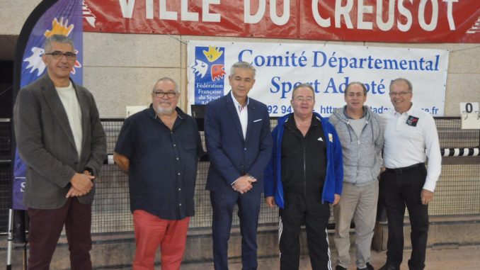 le-creusot-un-challenge-handipetanque-prometteur-a-la-nef-476852